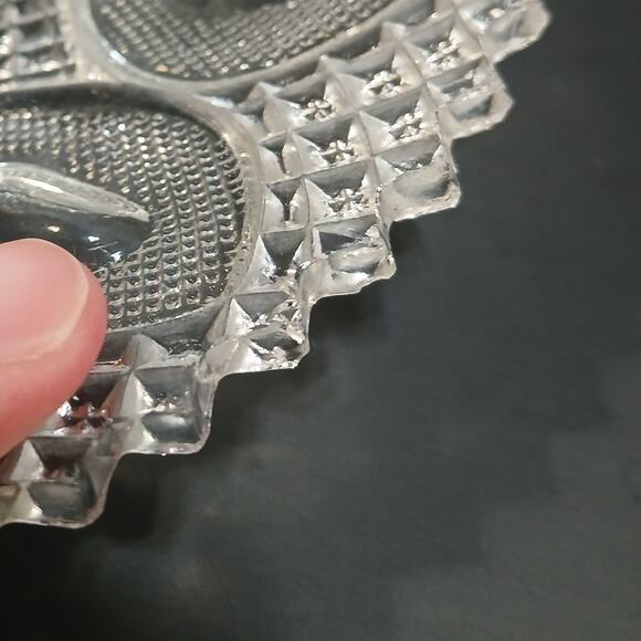 Westmoreland Glass Buckle with English Hobnail 7" Vtg Shallow Bowl *A Few Chips* - Picture 9 of 11